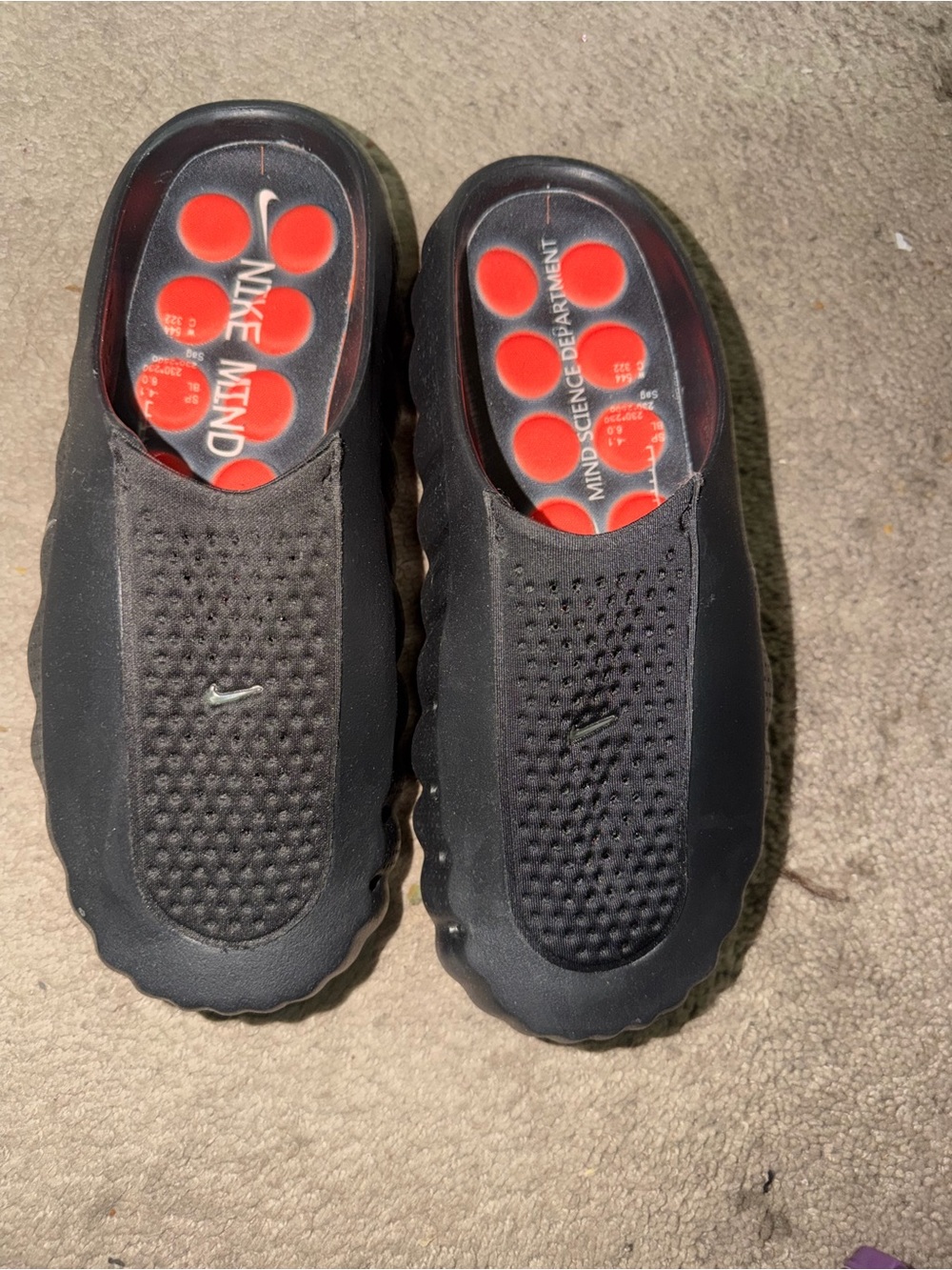 Nike Mind Slide 001 Black Slip-On Clog Sneakers with Red Polka Dot Insoles 8
